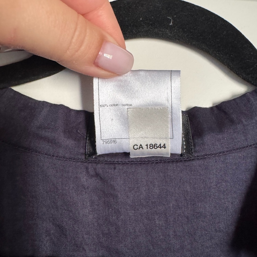 Chanel Navy Blue Cotton Waist 2 CC Logo Buttons Blouse Size 40 - Picture 6 of 10